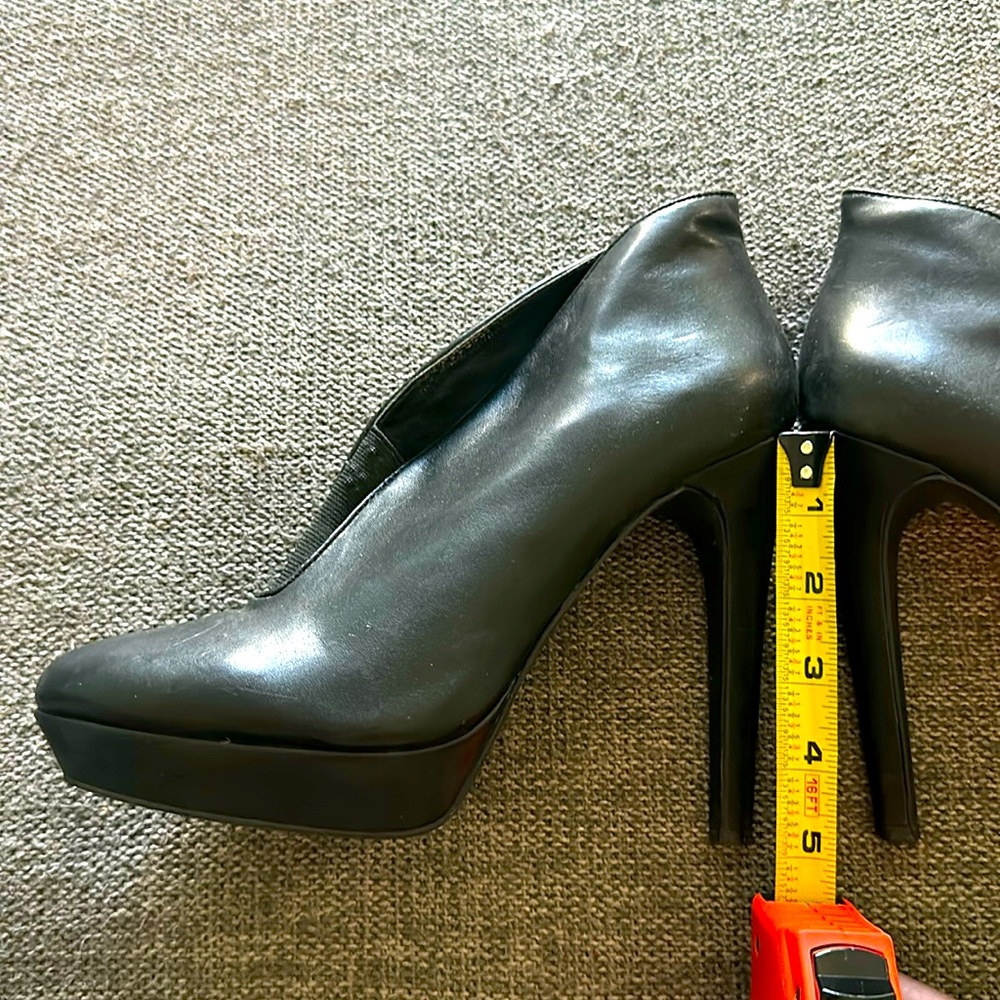 ✨ BLACK Jessica Simpson brand heels 👠✨